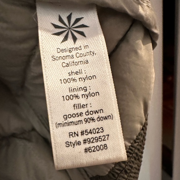 Athleta WOMENS Jacket green color - Picture 3 of 3